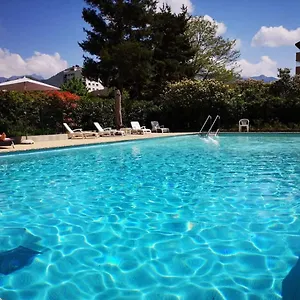 Mont Royal Balcon Et Piscine Annecy